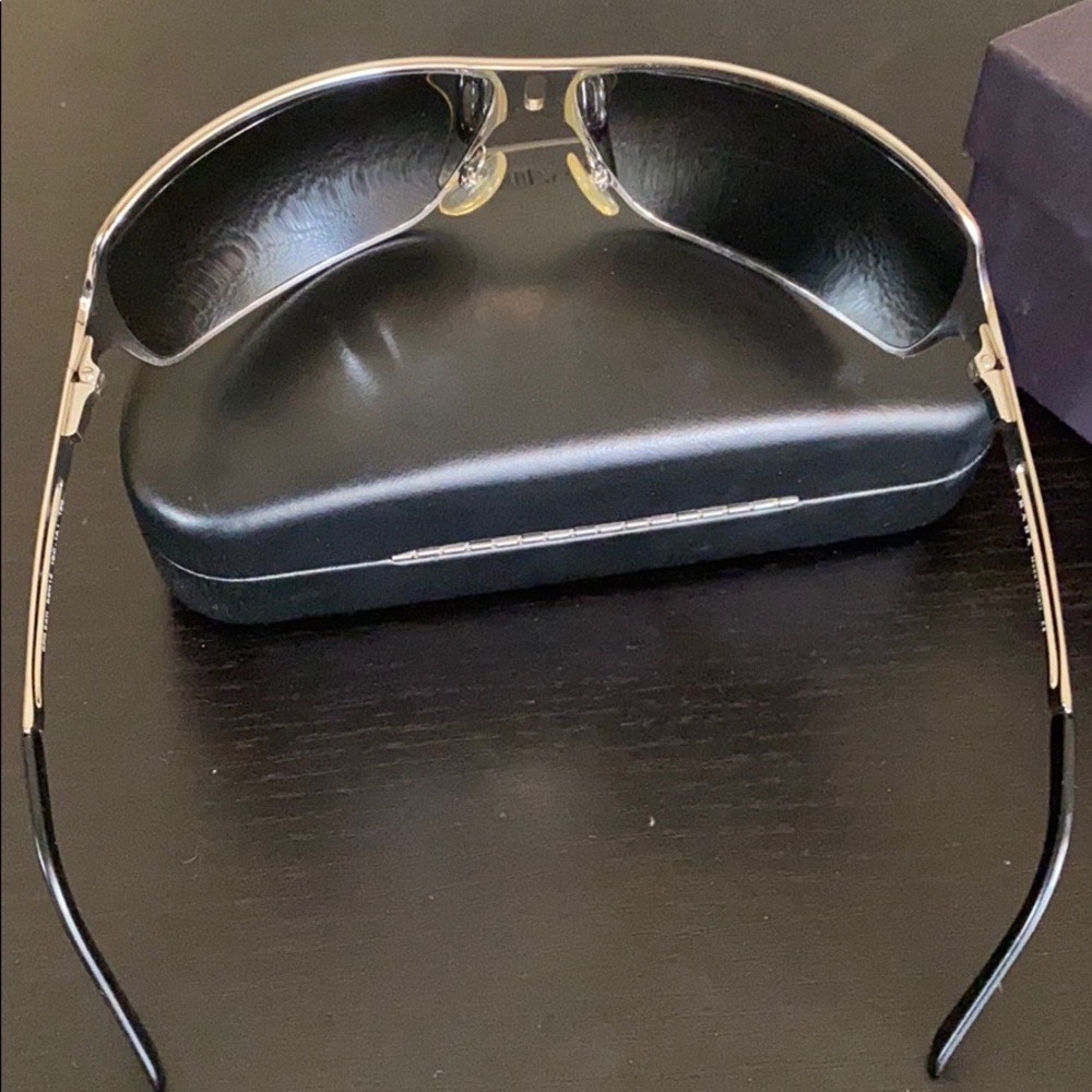 Prada sunglasses - Picture 3 of 6